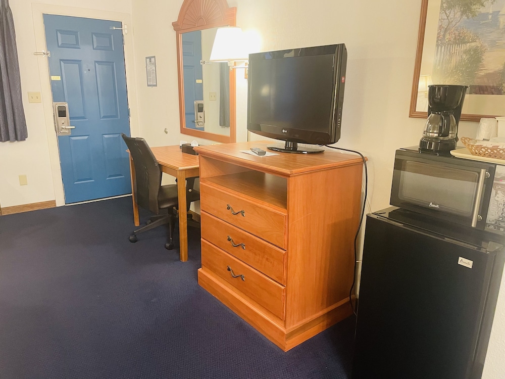 America's Best Value Inn Sandpoint - photo 7