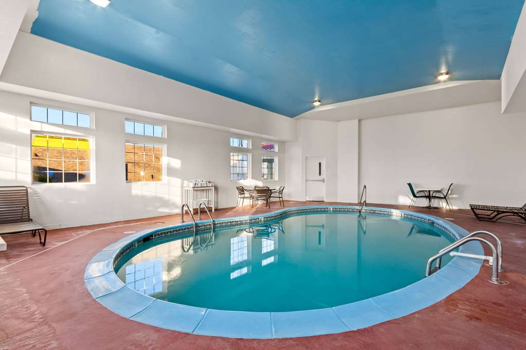 Super 8 by Wyndham Elizabethtown - photo 11