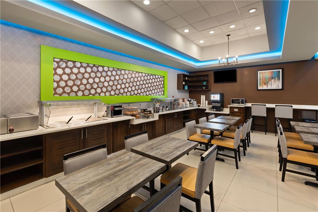 Ramada by Wyndham El Paso - photo 25