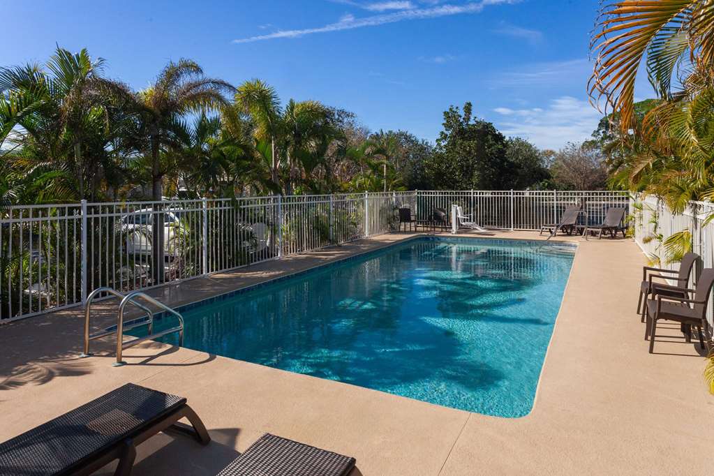 Days Inn by Wyndham Melbourne - photo 9