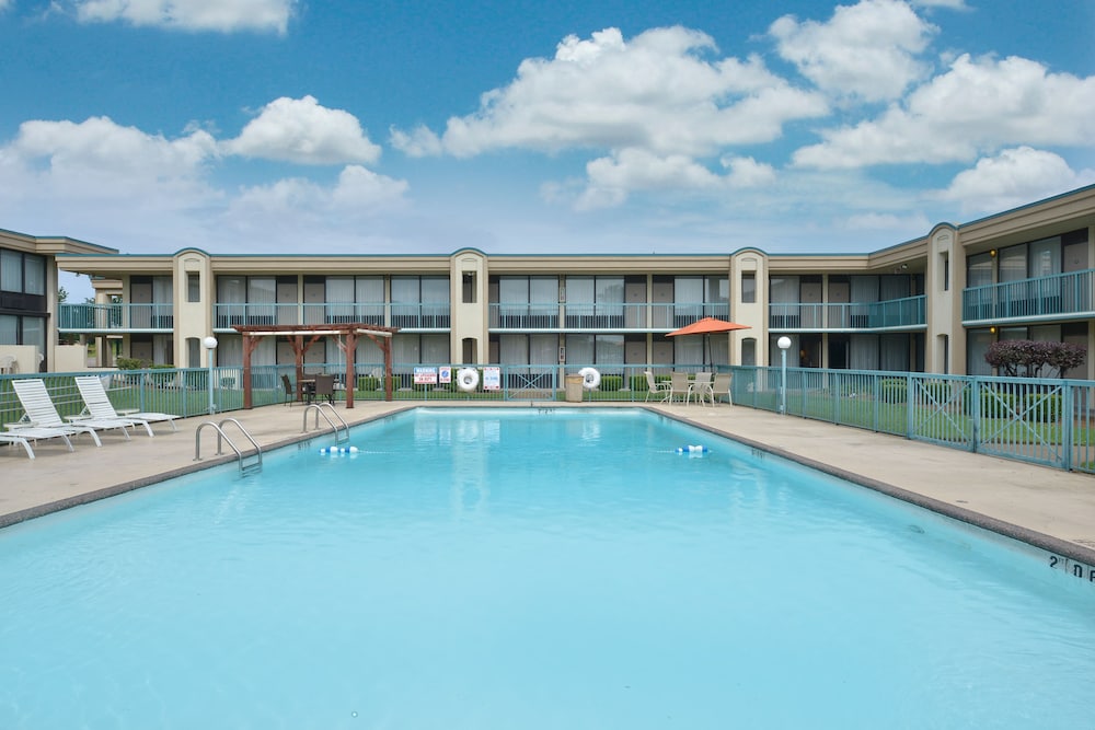 The Dels Pittsburg - photo 40
