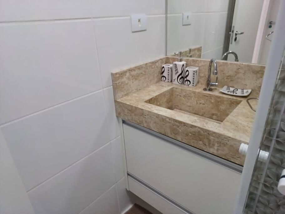 Apto frente mar maravilhoso centro mongaguá — 4-Star Luxury Hotel in Mongagua, Brasil