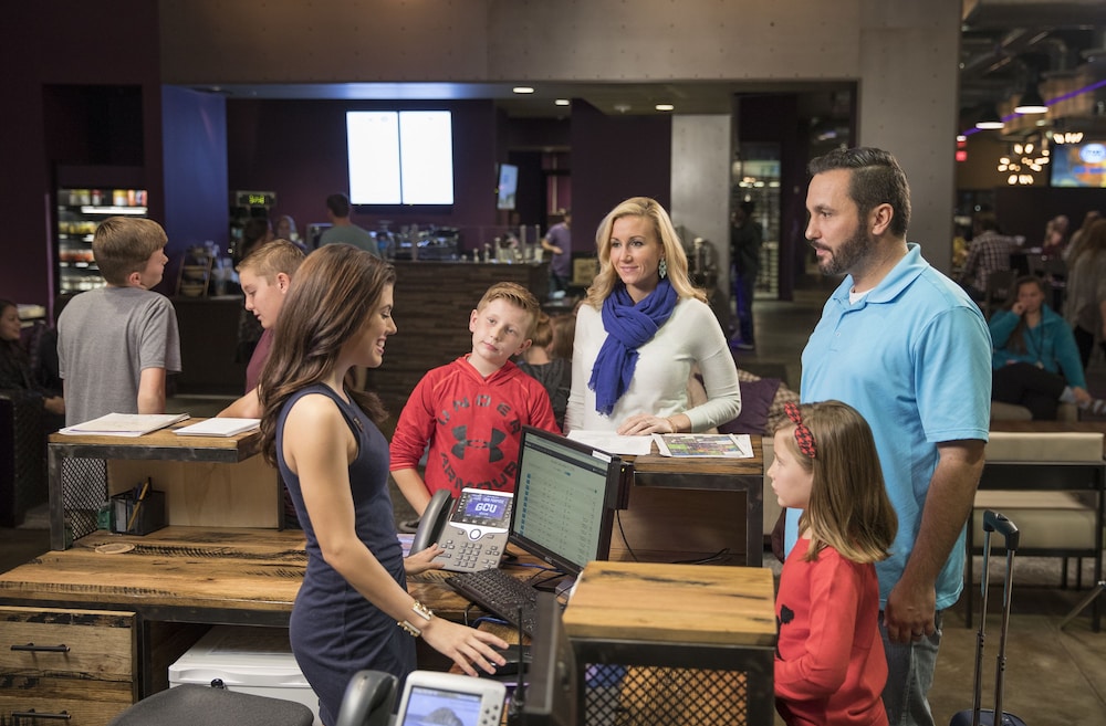 Grand Canyon University Hotel - photo 4