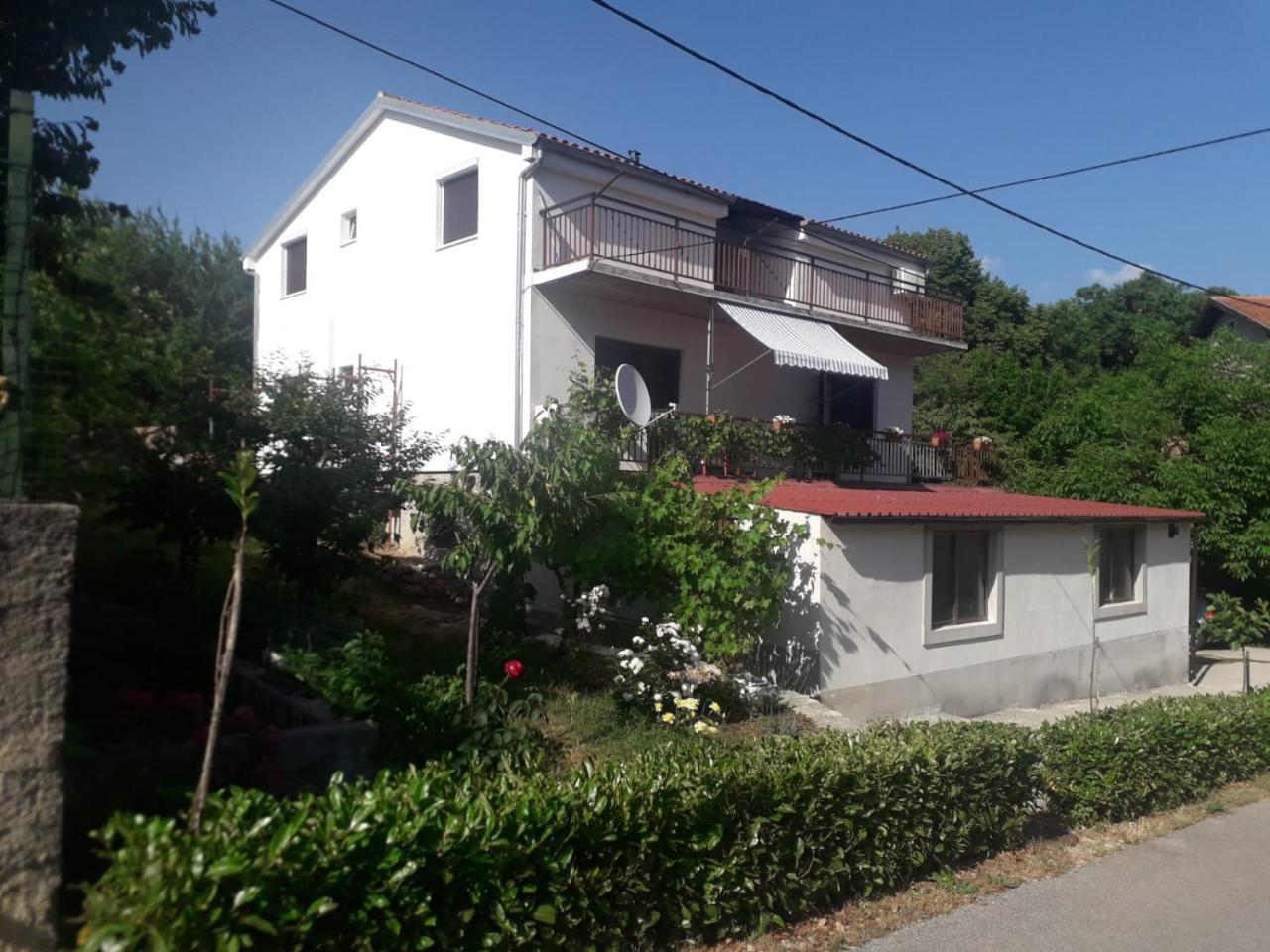 Apartment Filipovic — 4-Star Luxury Hotel in Cavle, Croatia