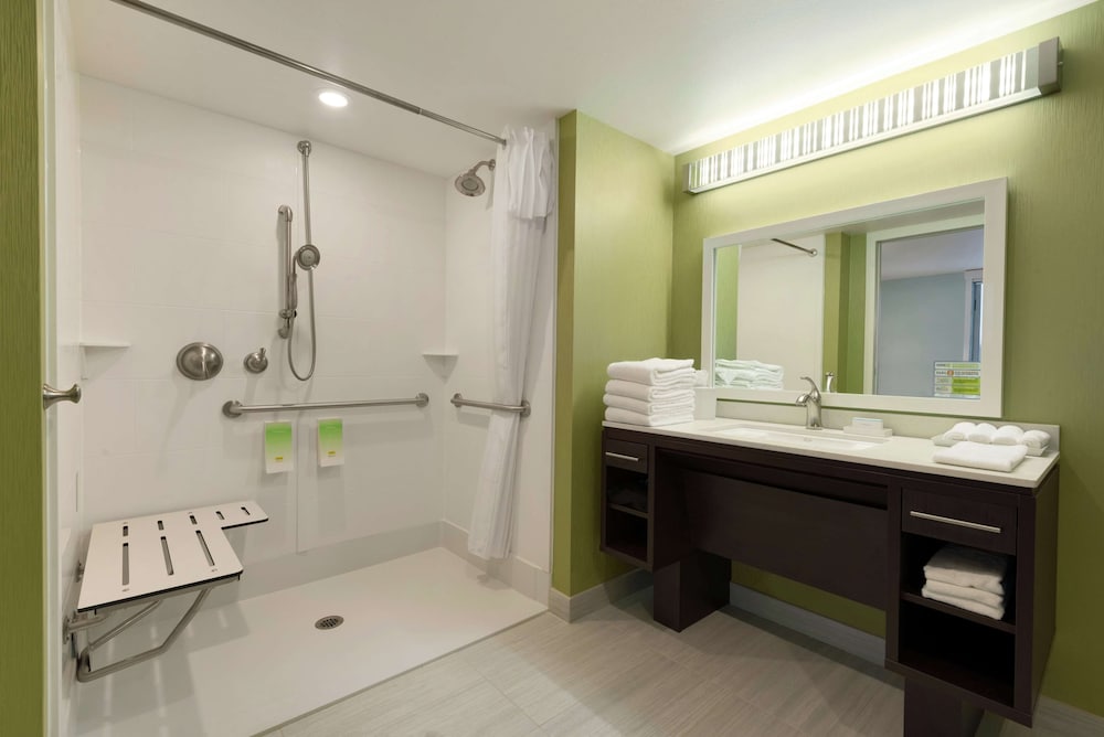 Home2 Suites by Hilton Anchorage Midtown - photo 26