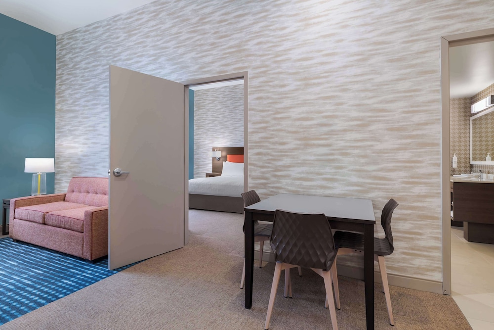 Home2 Suites By Hilton El Centro - photo 19
