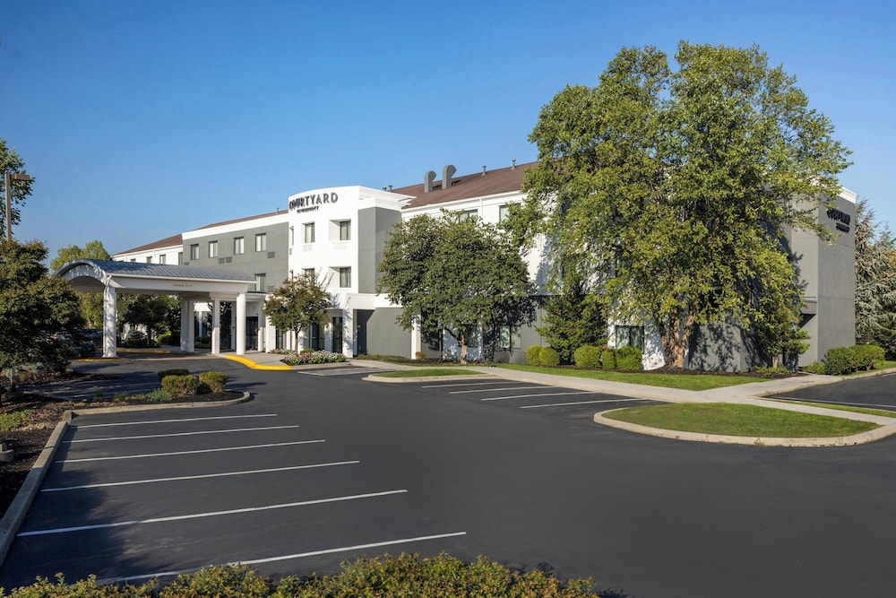 Courtyard by Marriott Harrisburg West Mechanicsburg - photo 45