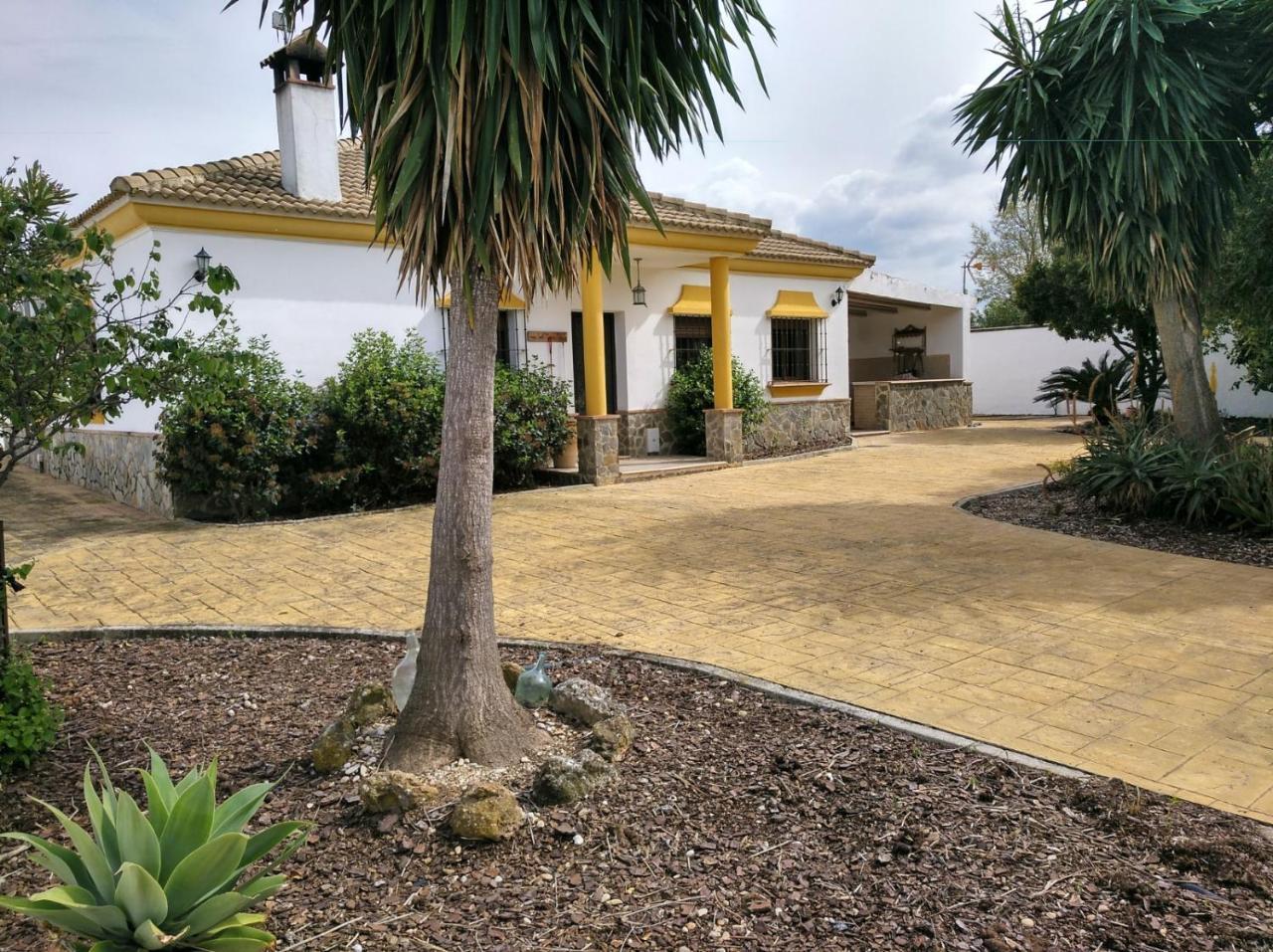 Alojamiento rural Las Carmenes — hotel in Algar