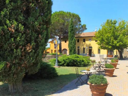 Apartment Montereggi 7 by Interhome — 4-Star Luxury Hotel in Capraia E Limite, Italy