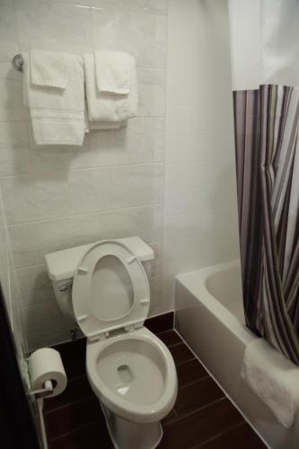 Theroff's Motel - photo 46