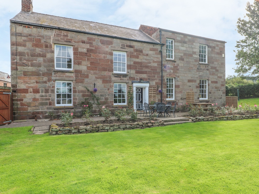 Godscroft Hall - carbon neutral hotel in Frodsham