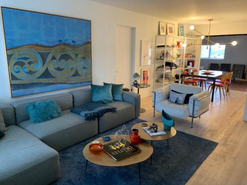 Canyon View Cutie in San Diego, United States