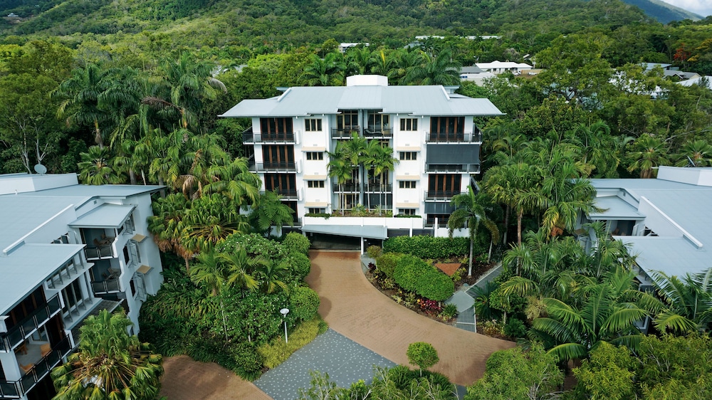 Sanctuary Palm Cove in Palm Cove, Australia