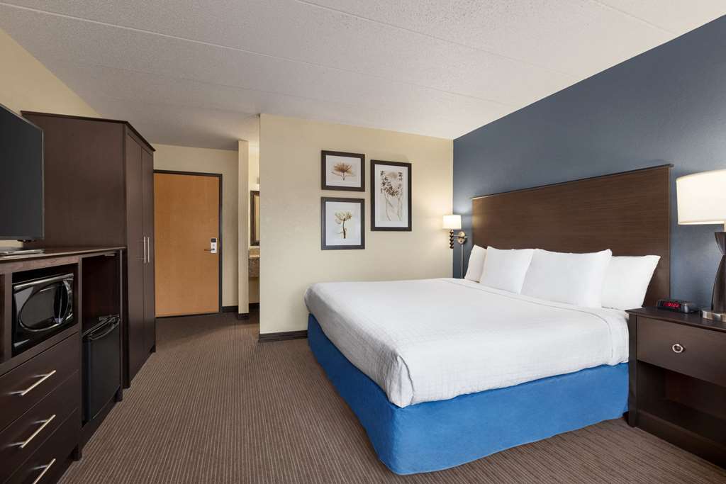 Baymont by Wyndham Owatonna - photo 39