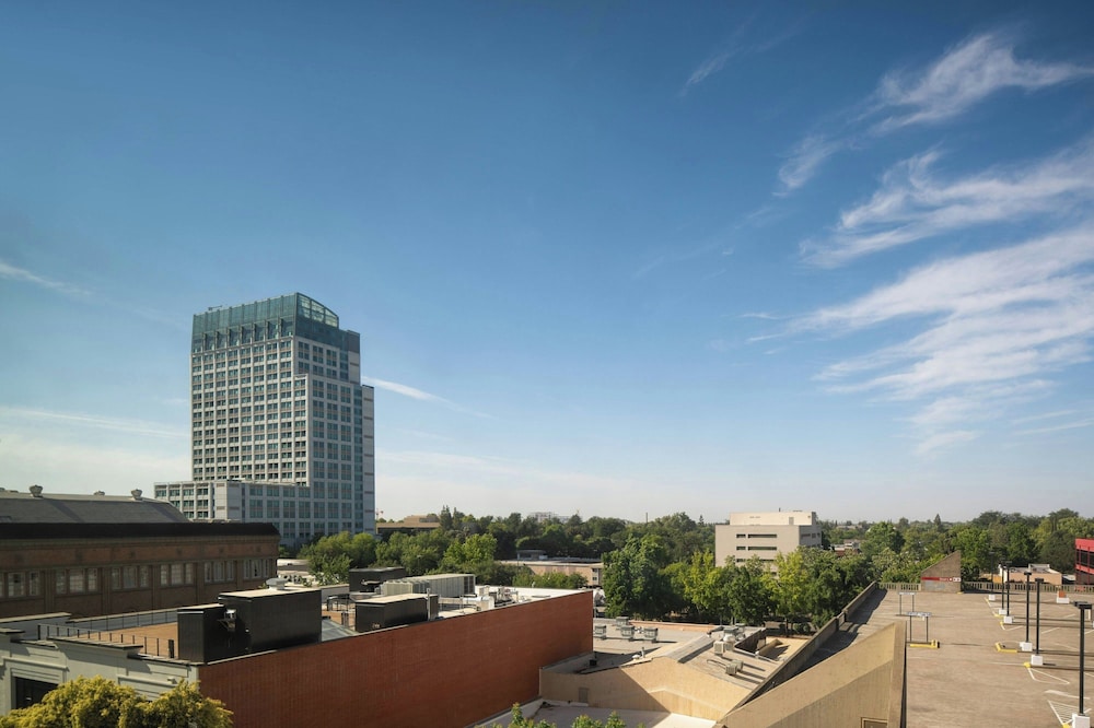 Sheraton Grand Sacramento Hotel - photo 33