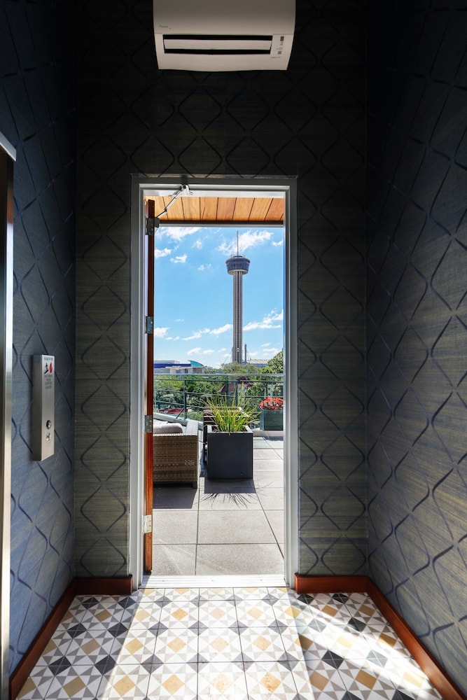 Fairmount Hotel - photo 37