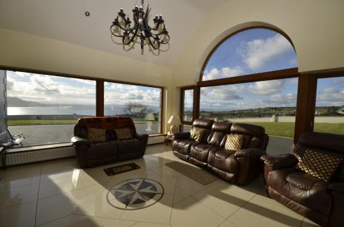 Templeview Lodge — 4-Star Luxury Hotel in Moville, Republic of Ireland