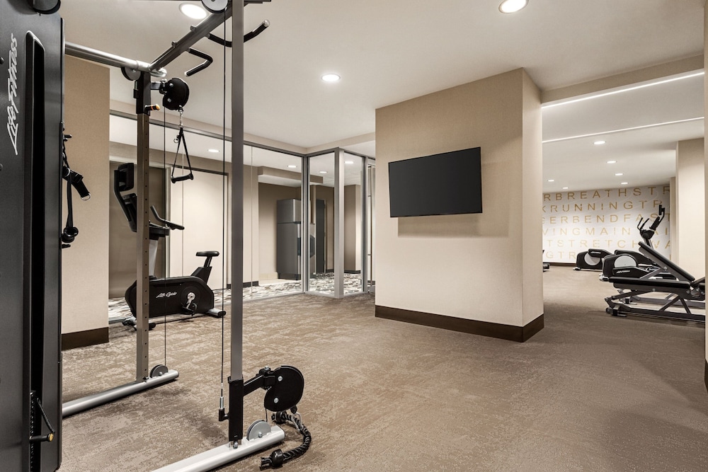 Residence Inn by Marriott New York JFK Airport - photo 30
