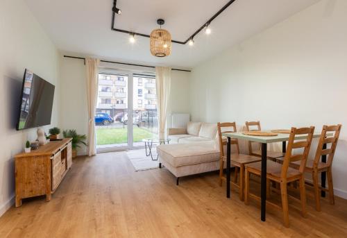 Letnicka Cosy Apartment with Garden by BookingHost — 4-Star Luxury Hotel in Gdansk, Poland