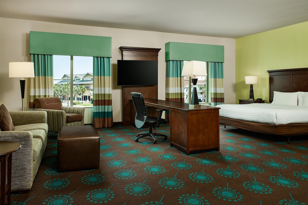 Hampton Inn & Suites Destin - photo 13