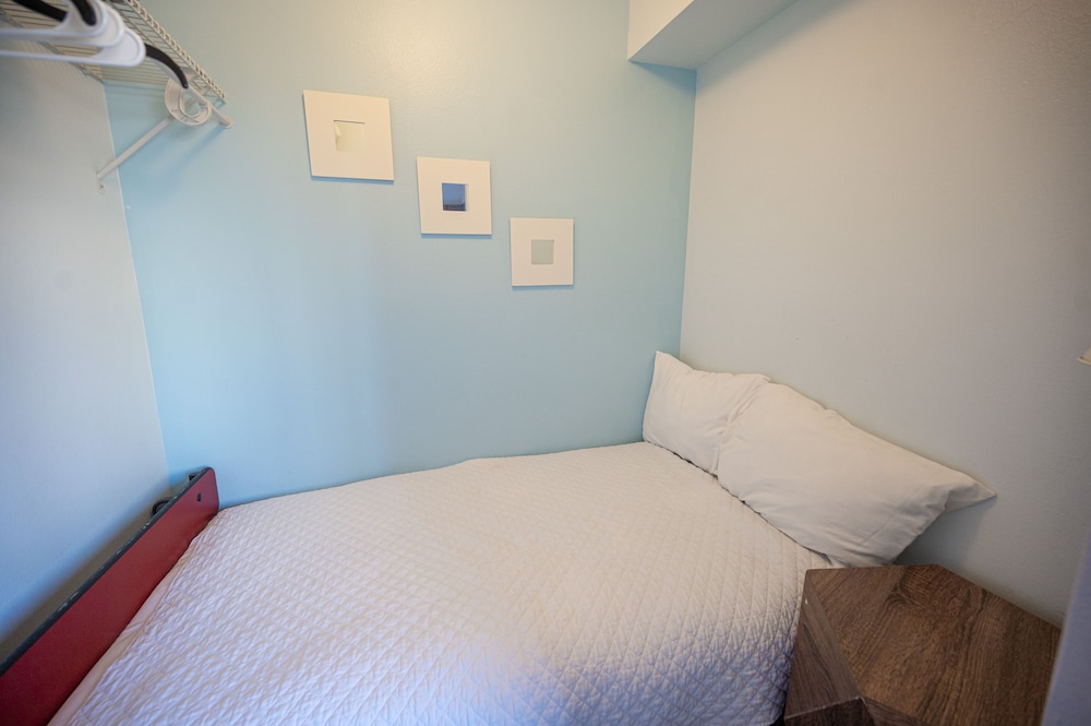 1Bd1Ba w BonusRM Stay Together Suites - photo 14