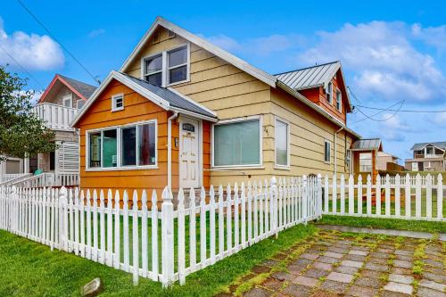 Starfish 3 in Rockaway Beach, United States