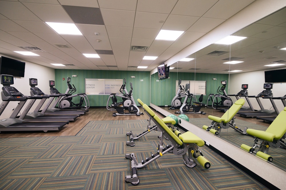 Holiday Inn Express & Suites Chicago North Shore Niles by IHG - photo 25