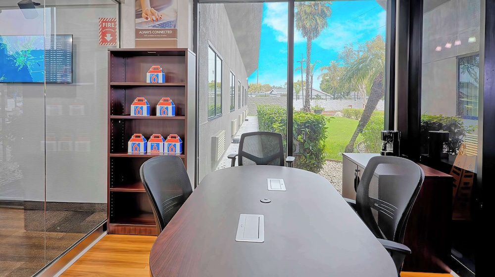 Studio 6 Suites Los Angeles CA Los Angeles LAX - photo 34