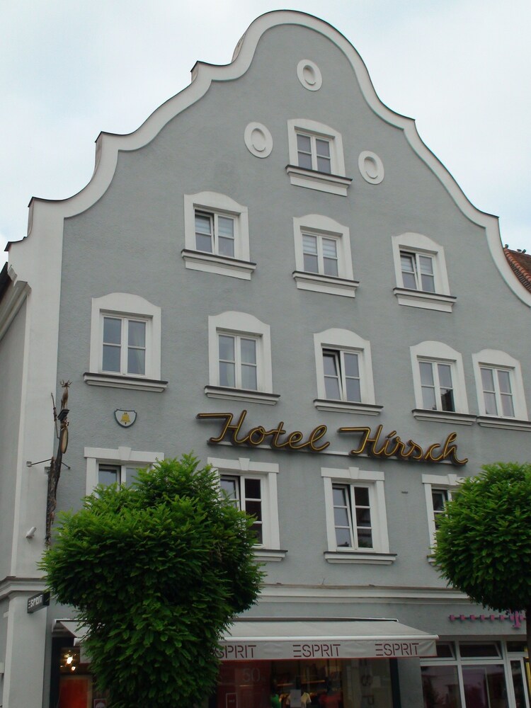 Hotel Hirsch — Guenzburg