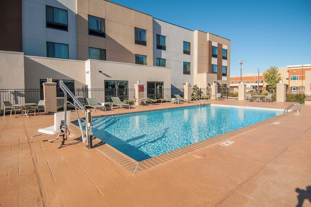 TownePlace Suites by Marriott Vidalia Riverfront - photo 24