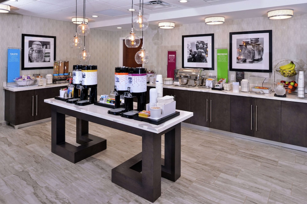 Hampton Inn & Suites Atlanta Marietta - photo 25