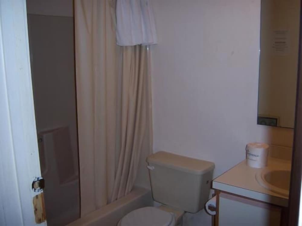 Summer Place Hotel - photo 33