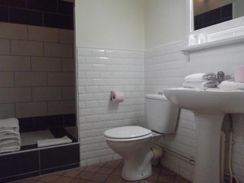 Hotel Ferme De Mondésir — Etampes — photo 2
