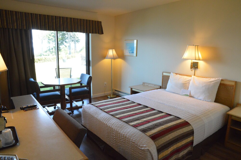 Astoria Crest Motel - photo 35