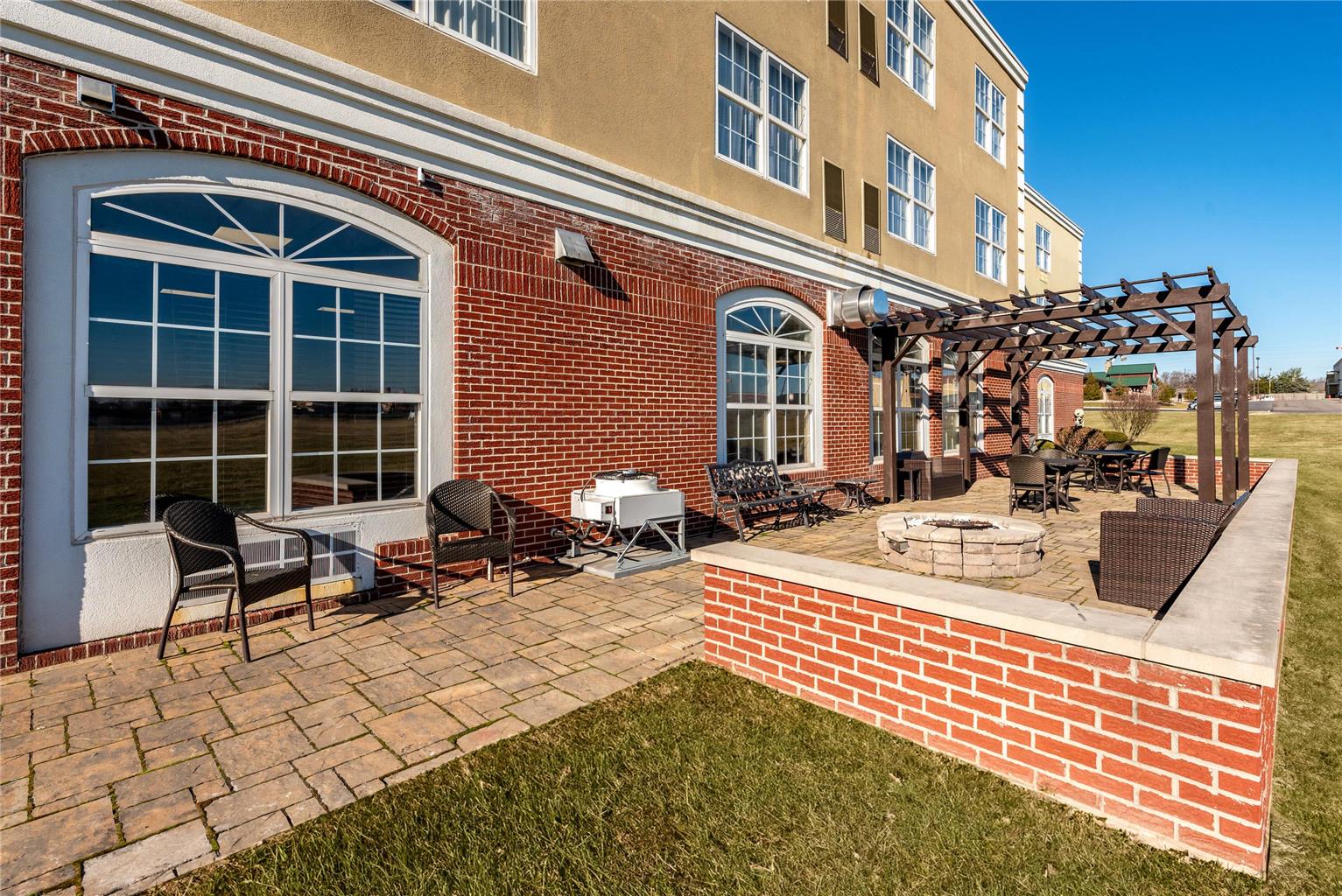 Country Inn & Suites by Radisson Findlay OH - photo 65