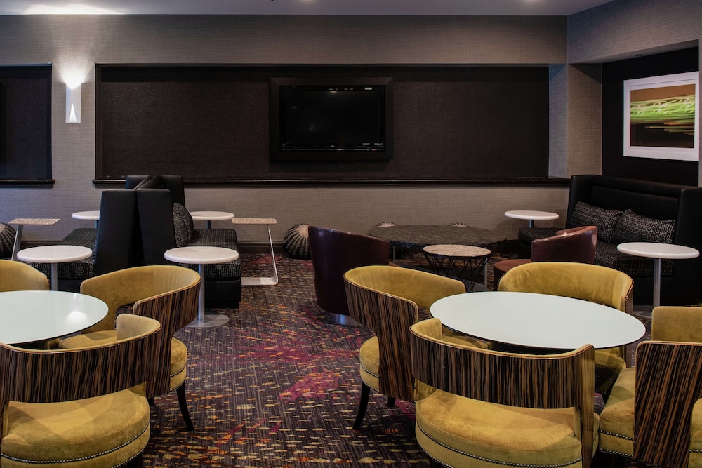 Embassy Suites by Hilton Las Vegas - photo 41
