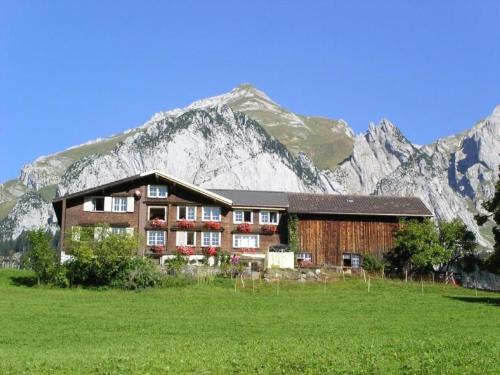 Tanzhaus - carbon neutral hotel in Wildhaus