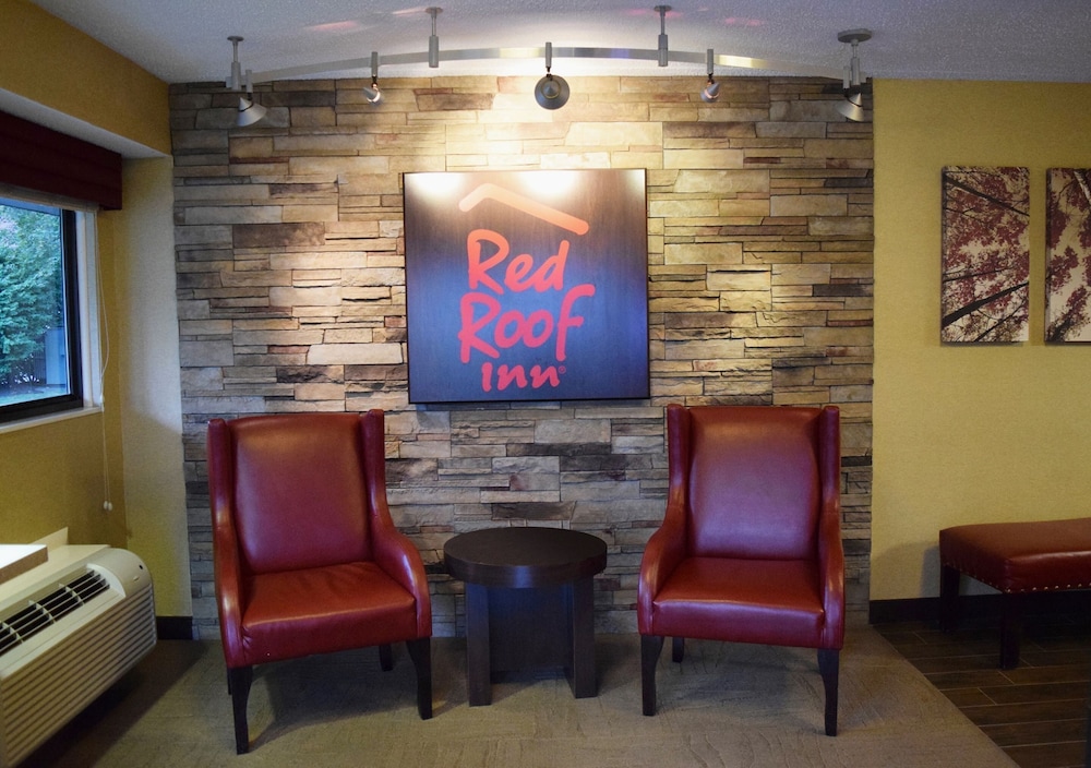 Red Roof Inn Buffalo Niagara Airport - photo 4