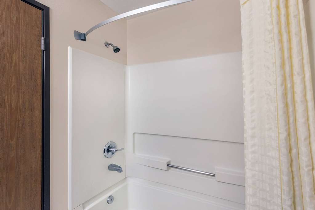 Super 8 by Wyndham Roswell - photo 23