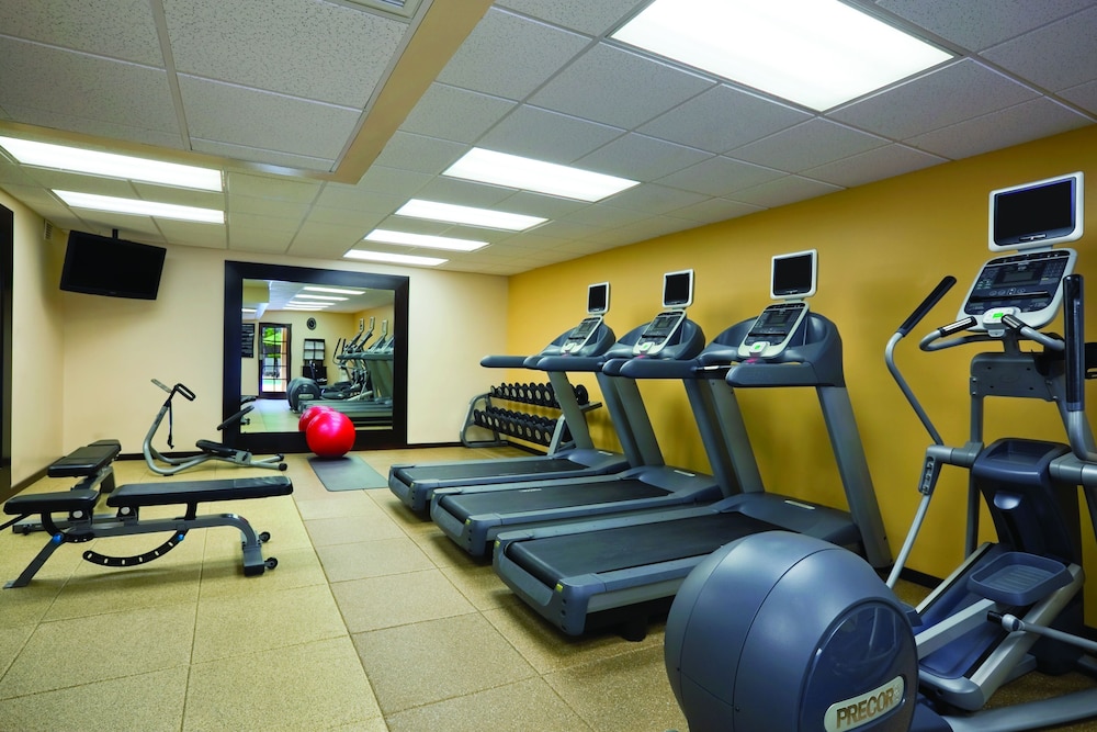 Embassy Suites by Hilton Phoenix Tempe - photo 27