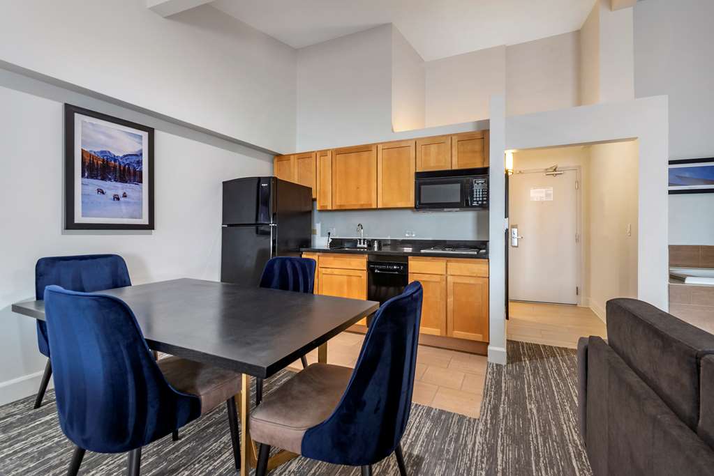 Best Western Premier Denver East - photo 17