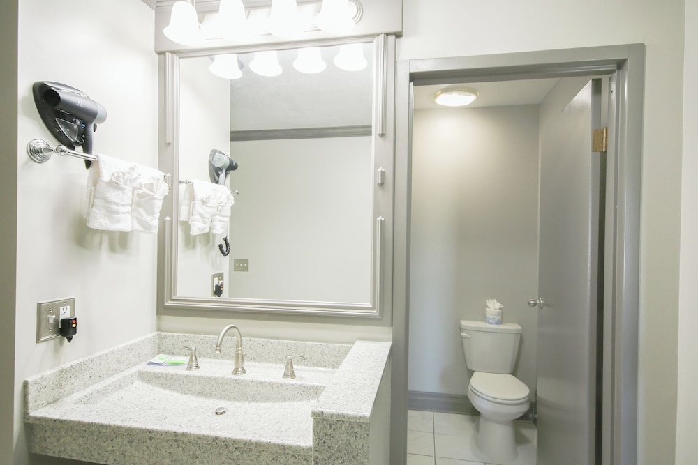 Hotel Arthur - photo 26