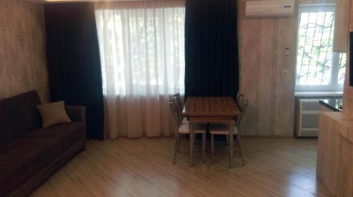 Comfortable studio apartment near the metro station