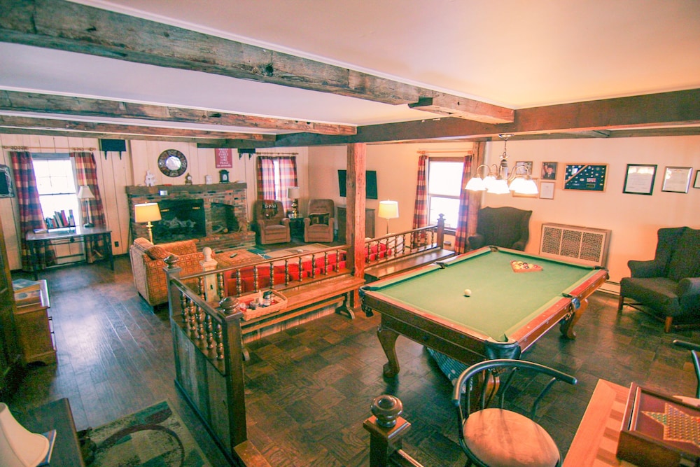 Admiral Peary Inn Bed & Breakfast - photo 27