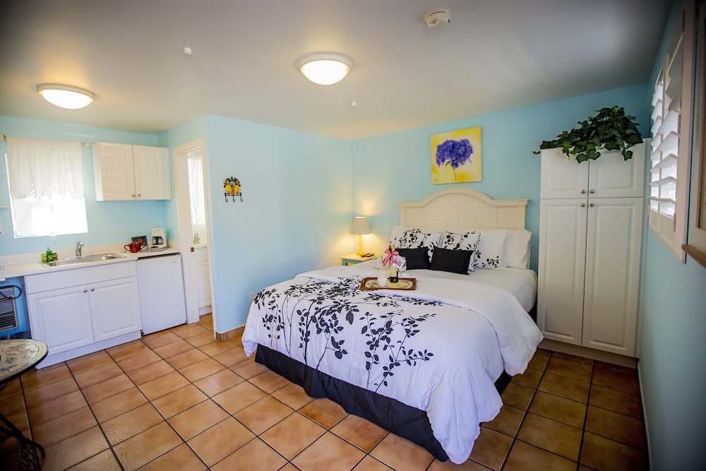 Leucadia Beach Inn - photo 5