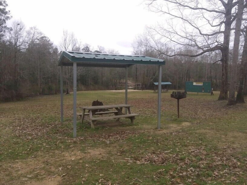Whispering Creek Lodging & RV Resort - photo 51