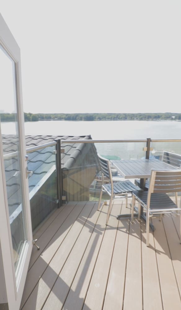 Edinboro Lake Resort Cabins - photo 104