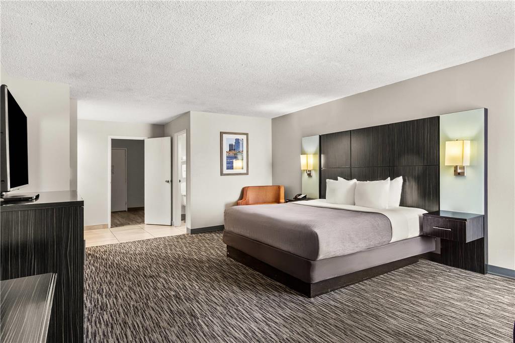 Quality Inn Jacksonville Orange Park near Naval Air Station - photo 20