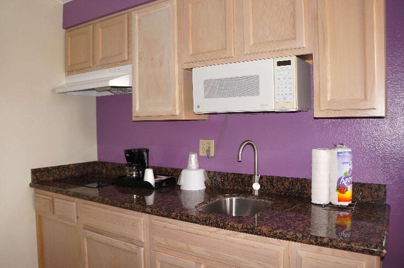Rodeo Lodge - photo 12