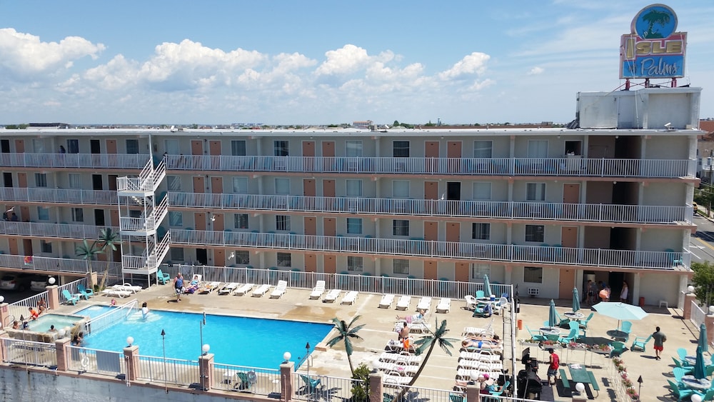 Isle of Palms in Wildwood, United States